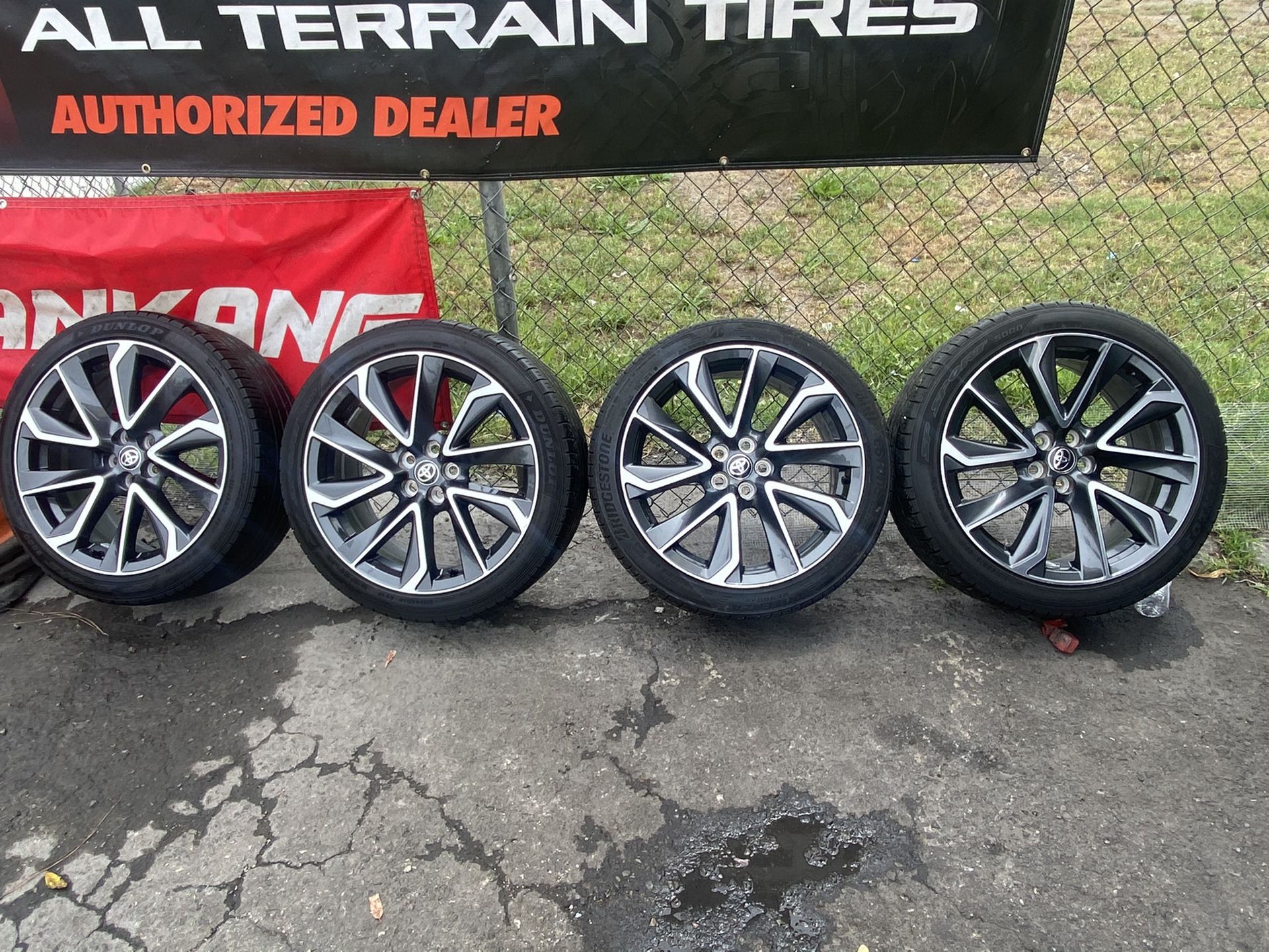 2020 Corolla Wheels & Tires 5x100