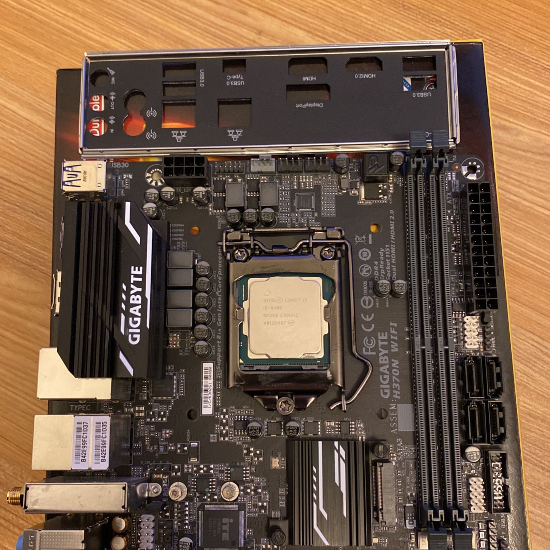 Intel Core i5 9400 + Gigabyte H370N ITX Motherboard