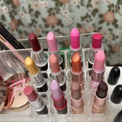MAC Lipstick Lot of 12