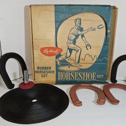 Vintage Sportcraft Rubber Horseshoes Target Game 
08023 Original Box Set