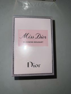 Woman perfume