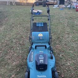 Makita 18V X2 LXT Lithium-Ion Cordless 21 in. Walk Behind Self-Propelled Lawn Mower (Tool Only).