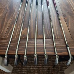 Ping i3 Blades Stiff & Glide 2.0 Wedge Standard Bounce. Right Handed. 3,5,6,8,9, PW, & 60. Good Condition!