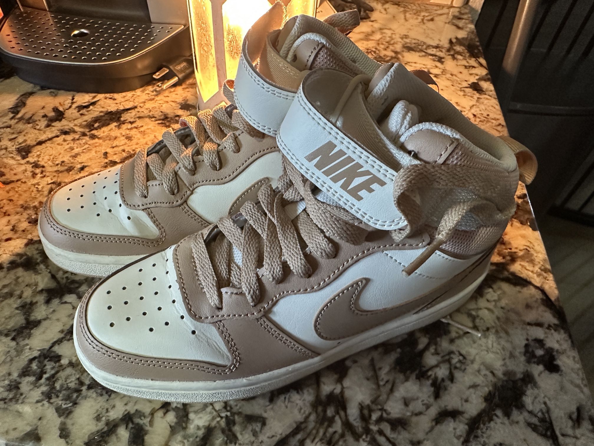 Women’s Nike Sneakers 