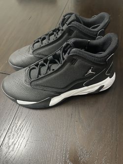 Jordan Men's 10.5 Black/White - Worn Less Than 3 Times