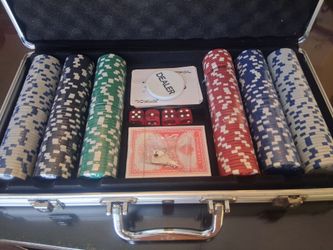 300. Pcs poker