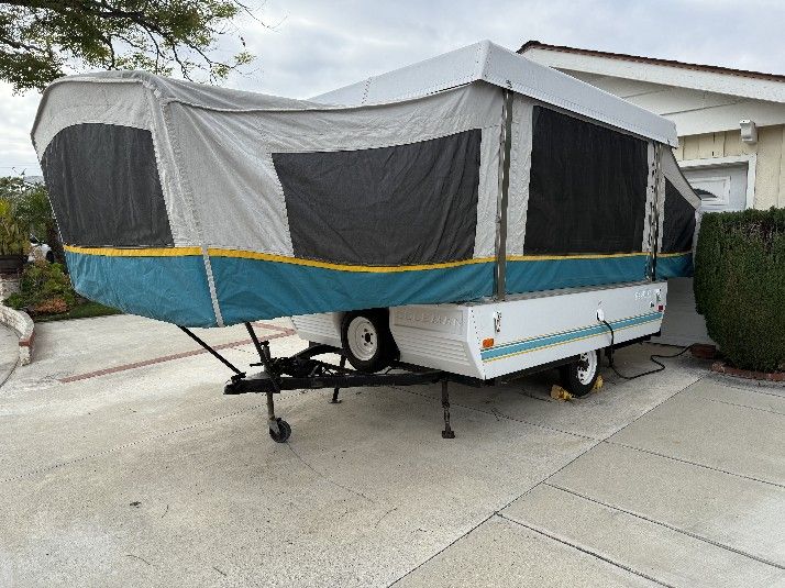 Pop up Camper