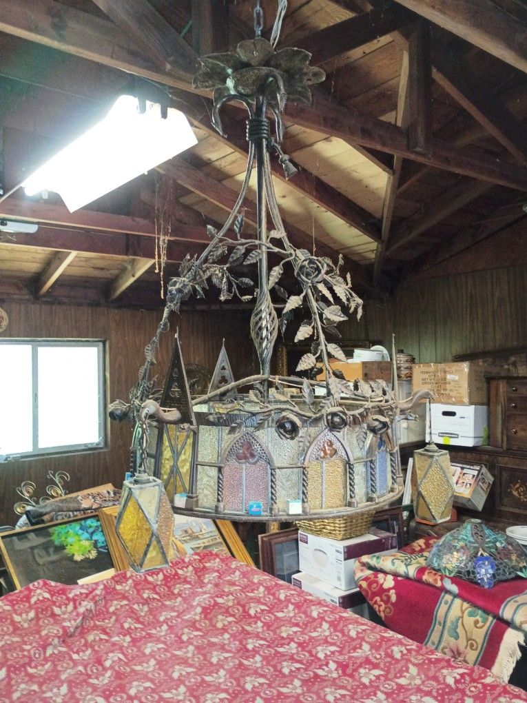 Chandelier (Make Offer)