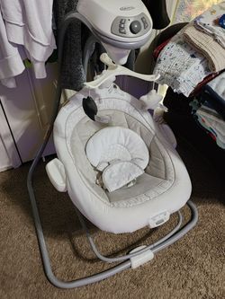 Baby Swing/bouncer