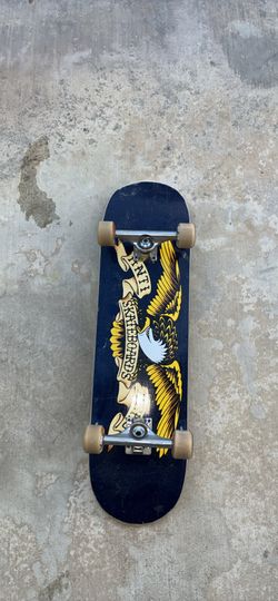 Skateboard (perfect grip tape and board )