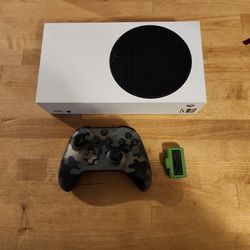 Xbox S, Works/Great Condition