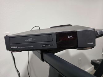 Vintage Admiral JSJ 20417 4-Head VHS VCR Player