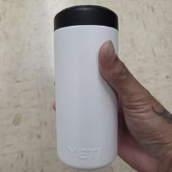 Yeti Koozie Slim