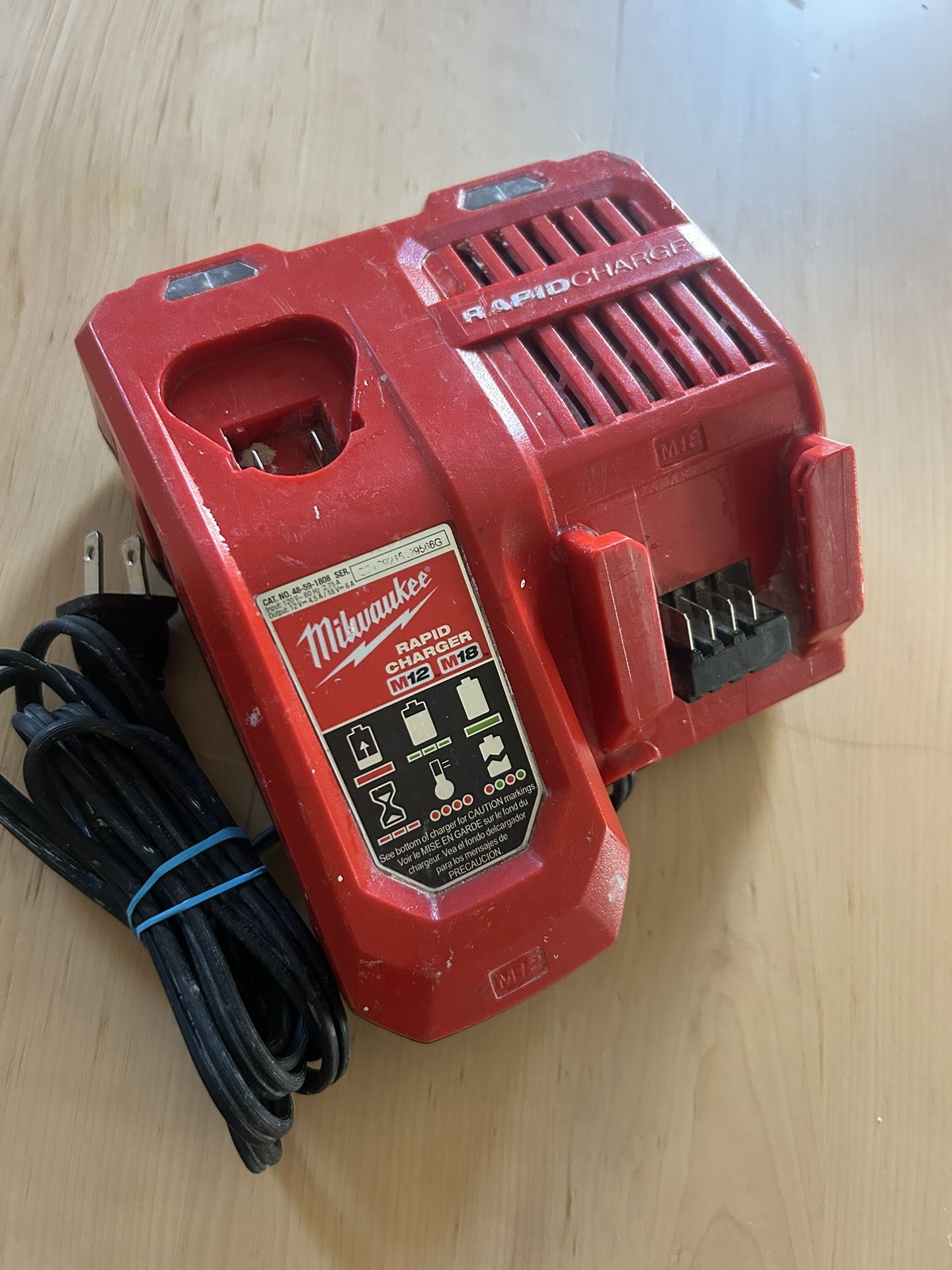 Firm! Milwaukee M12 and M18 12-Volt/18-Volt Lithium-Ion Multi-Voltage Rapid fast Battery Charger