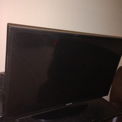 32 Inch Samsung TV & PlayStation 4 Slim 500GB