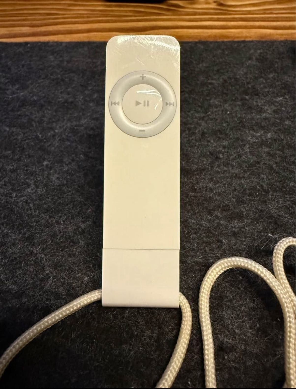 iPod shuffle 1st gen 512MB A1112 (#9)