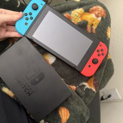 Nintendo switch with hogwarts legacy
