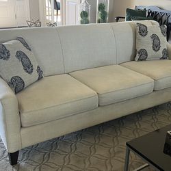 Bassett Furniture Davis Sofa