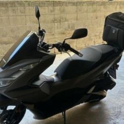 2023 HONDA PCX