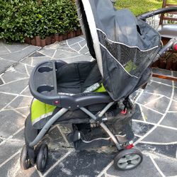 BABY BUGGY  BABIES R. US GOOD CONDITION  $25
