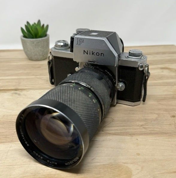 Nikon F Photomic FTN Silver 35mm SLR Film Camera W/ 35-140mm Lens Untested