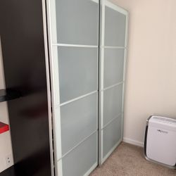 SLIDING WARDROBE 