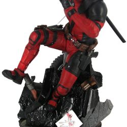 DEADPOOL- Marvel Gallery Diorama PVC Statue - Diamond Select Toys