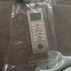 PORTABLE ROOM AIR CONDITIONER 