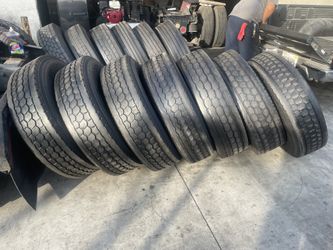 Used Trailer Tires 295/ 75R / 22.5