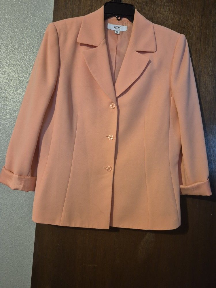 LE SUIT VENTAGE PRACTICALLY NEW SIZE 14
