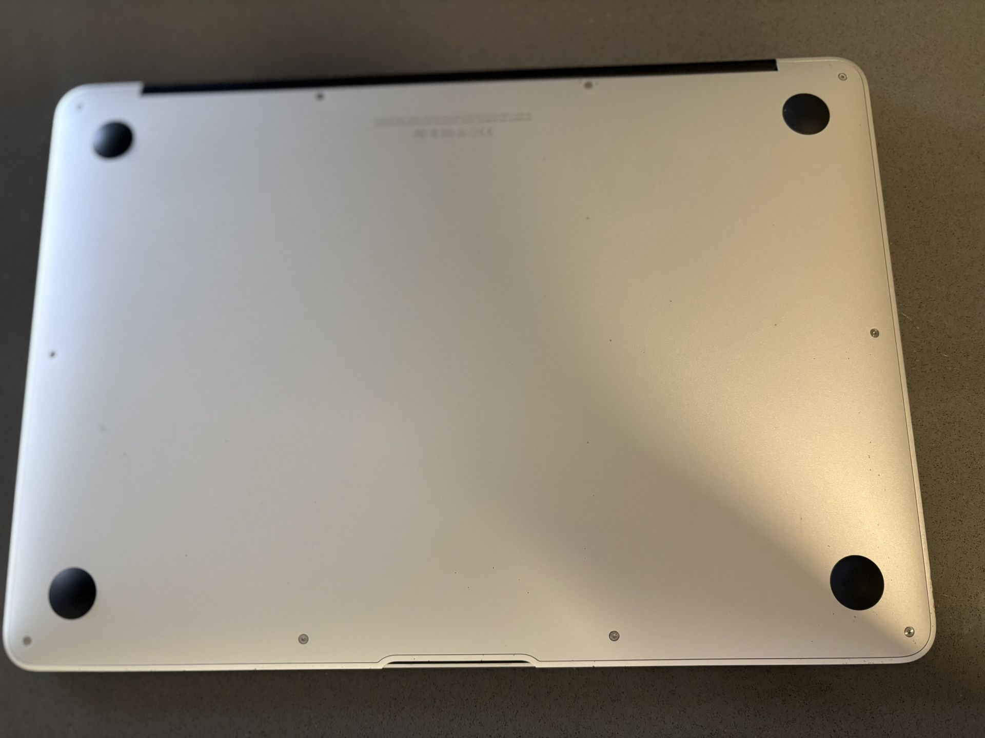 2017/2018 Apple MacBook Air 13 in. - Sleek Silver Design. Discover 