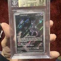 2023 POKEMON SVP MEWTWO 151 ULTRA PREMIUM COLLECTION BLACK STAR PROMO 052 BGS 9.5 PSA 10 CROSSOVER