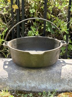 Vintage Wagner 1891 Cast Iron Dutch Oven 2 Qt Bean Pot