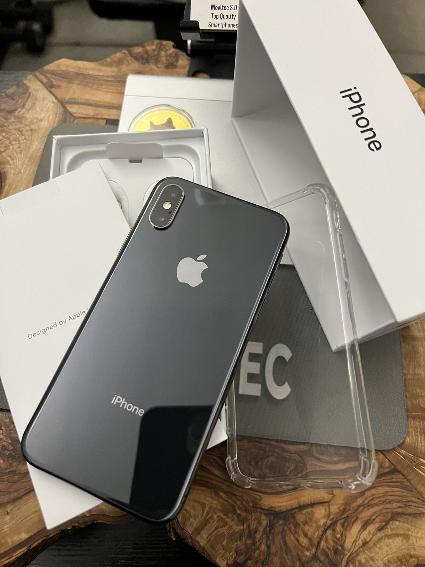 Apple Iphone X 64GB Space Gray Unlocked For Any Carrier