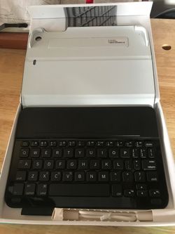 Case with keyboard for iPad mini
