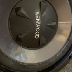 Kenwood Subwoofers 2- 12” 
