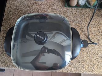 Electric skillet