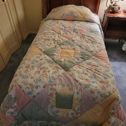 Antique Twin Beds, Nightstand & Dresser with Mirror 