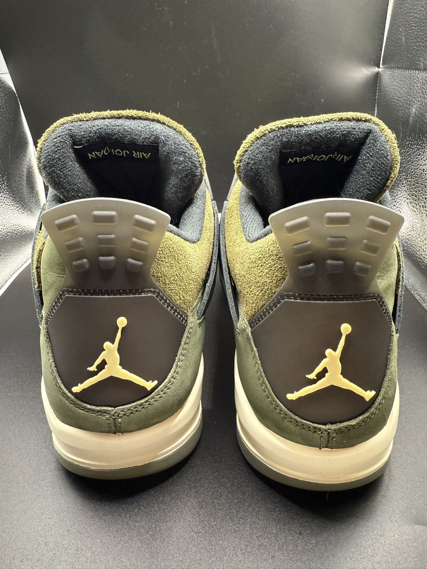 Air Jordan 4 Retro SE Craft Olive Medium Size 13 FB9927-200