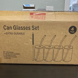 4 Can Shaped Glasses With Bamboo Lid & Straws 