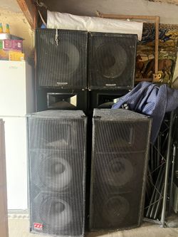 speakers for dj or grupo