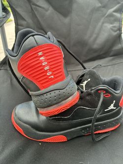 Kids Jordan Sneakers - used 3.5