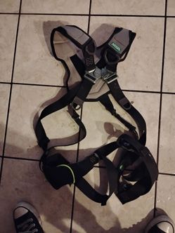 MSA V-FIT standard SAFETY HARNESS