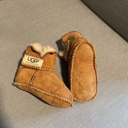 UGG Baby Boots (6-12)