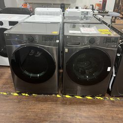 New LG Washer Dryer Set - 4.5 cu ft Front-Load