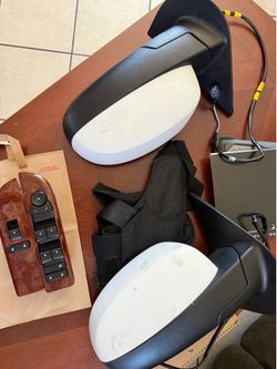 07-14 Chevrolet Tahoe suburban mirrors dl8