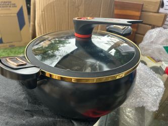 Pot with lid