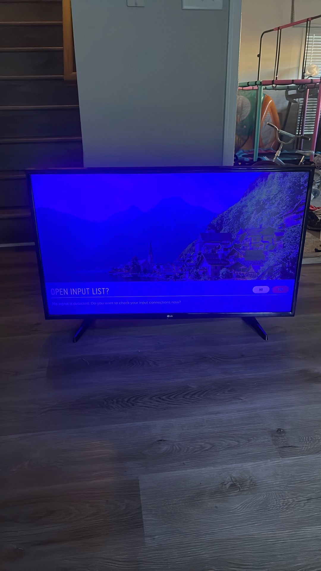 40” LG