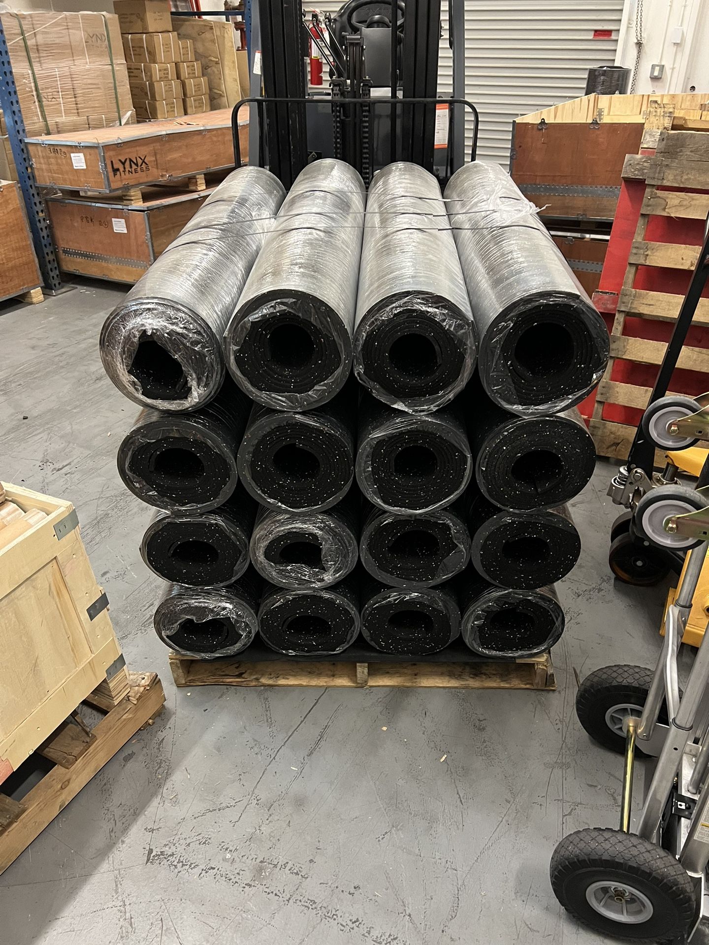 Lots Of Rubber Flooring Available‼️4ft x 16ft Multi Speck - More Sizes/Colors Available‼️