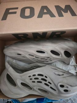 Yeezy foam runner